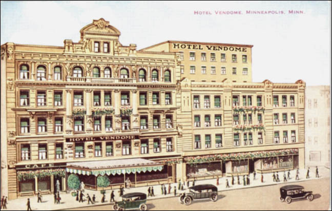 Vendome CafeExterior