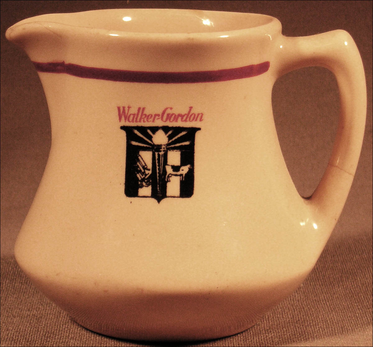 Walker-Gordon-Cream-handled